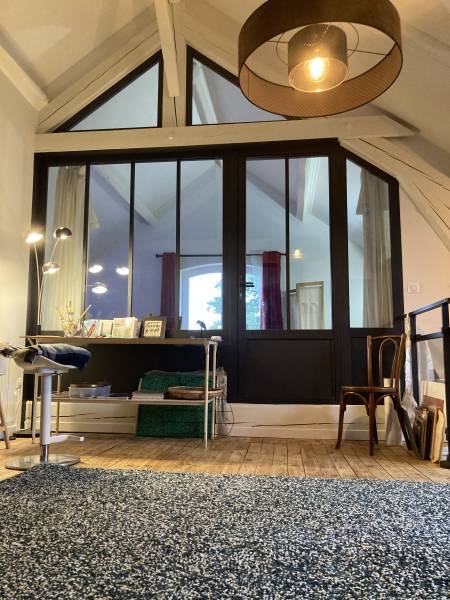 Réalisation d'une verrière alu intérieure type atelier à Saint-Martin-en-Haut